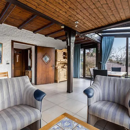 Hébergement de vacances Panoramaferienhaus Sorpesee, 120qm Sundern