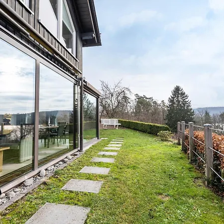 Panoramaferienhaus Sorpesee, 120qm زوندرن