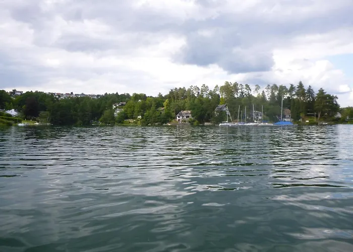 Panoramaferienhaus Sorpesee, 120qm Hébergement de vacances