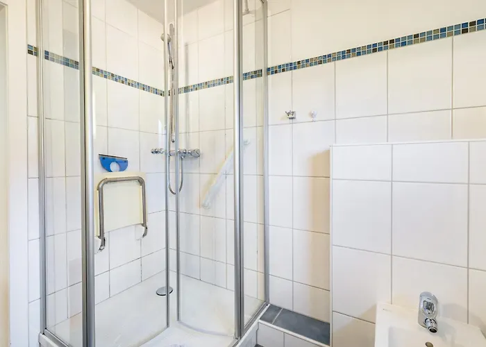 Panoramaferienhaus Sorpesee, 120qm Hébergement de vacances Sundern