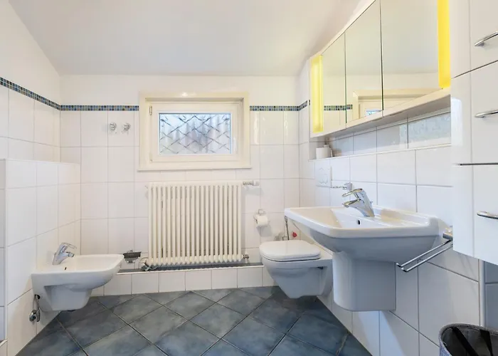 Hébergement de vacances Panoramaferienhaus Sorpesee, 120qm Sundern